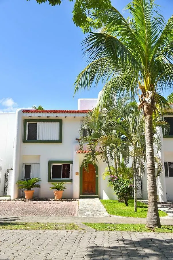 Villa Playa Vintage Playa del Carmen Bed & Breakfast